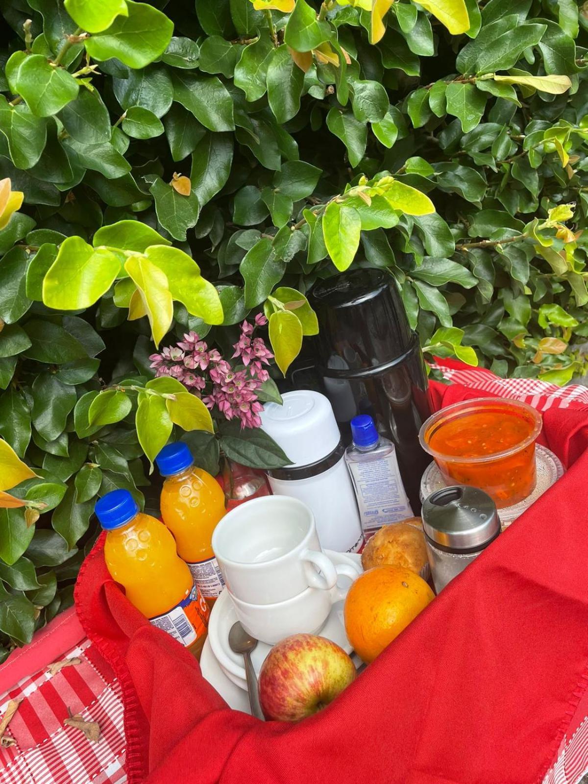 Pouzada Bom Clima - Servimos Cestas De Cafe Da Manha - Melhor Custo Beneficio Em Gravata Exterior foto