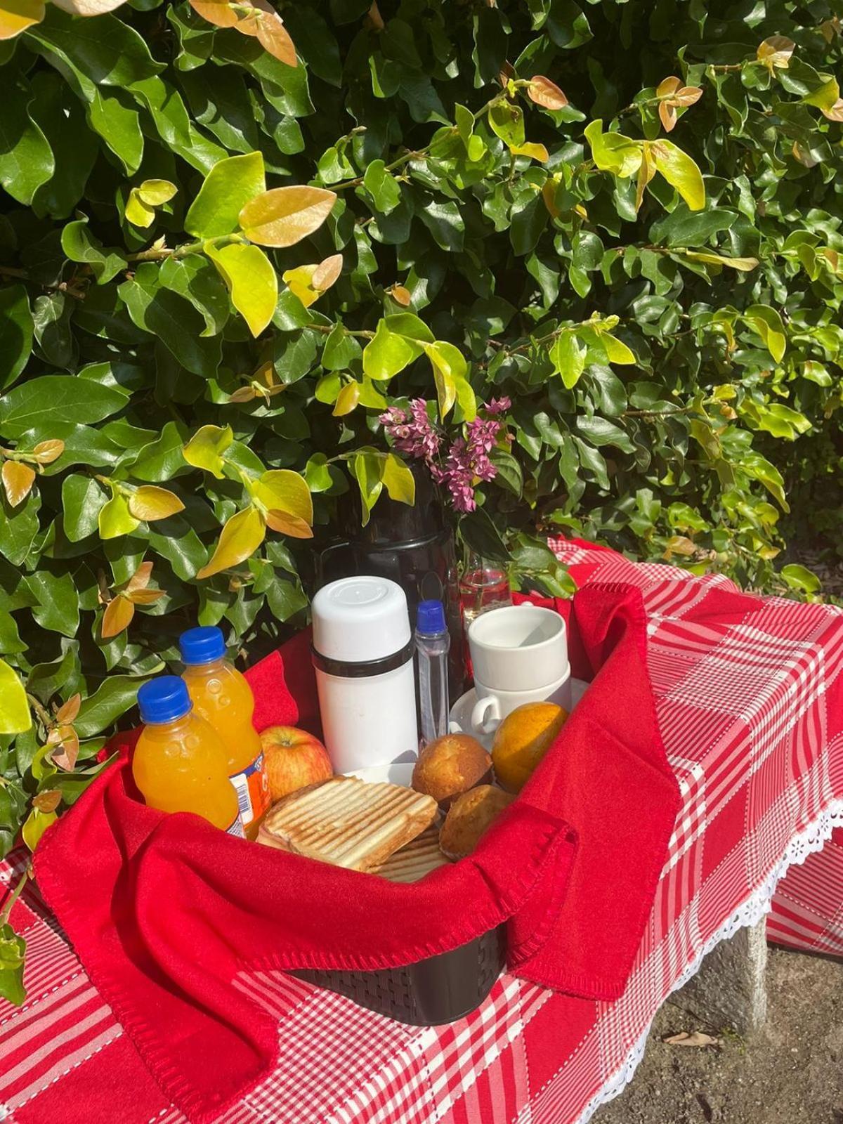 Pouzada Bom Clima - Servimos Cestas De Cafe Da Manha - Melhor Custo Beneficio Em Gravata Exterior foto